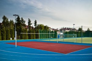 Stadion lekkoatletyczny w Nowej Iwicznej.
