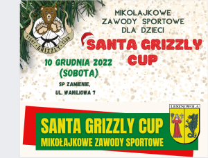 Żółty napis "Santa Grizzlu Cup Mikołajkowe zawody sportowe" na zielonym pasku. W górnym lewym rogu znajduje się Grizzly w stroju do karate.