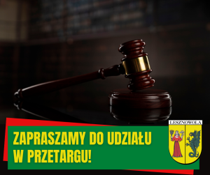 Żółty napis zapraszamy do udziału w przetargu! na zielonym pasku. Na obrazku widać młotek aukcyjny.