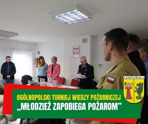 Żółty napis Ogólnopolski Turniej Wiedzy Pożarniczej i biały napis „Młodzież Zapobiega Pożarom” na zielonym pasku. W tle 9 osób.
