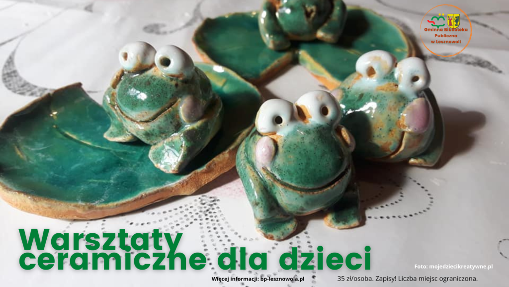 Cztery ceramiczne żaby w kolorze zielonym.
