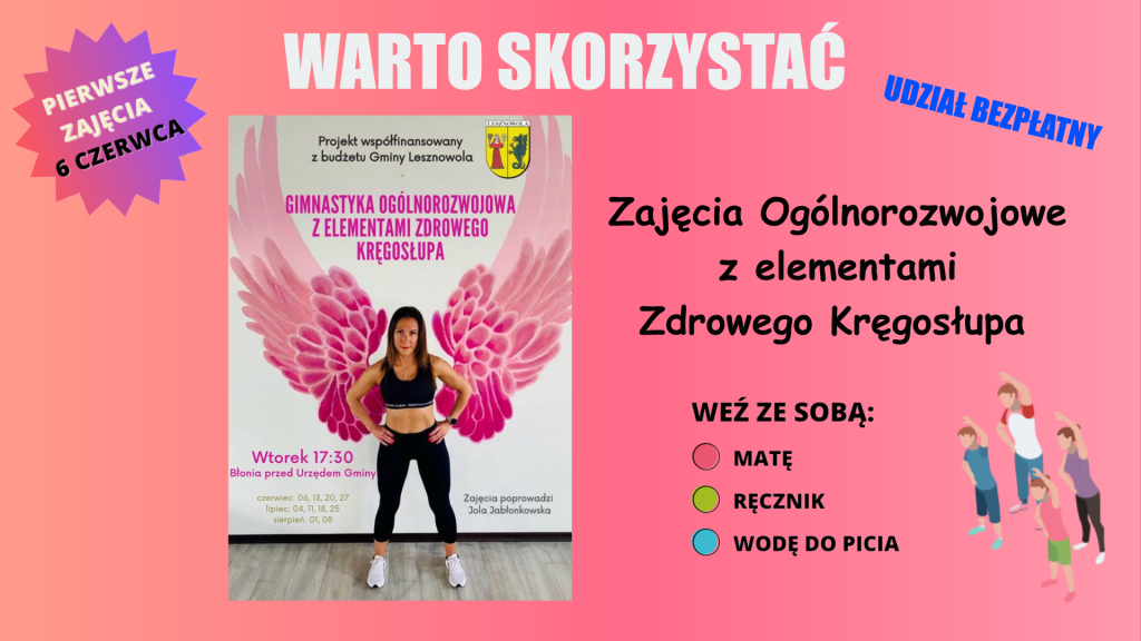 Kobieta w sportowym stroju stoi przed ścianą, na której narysowane są skrzydła. 