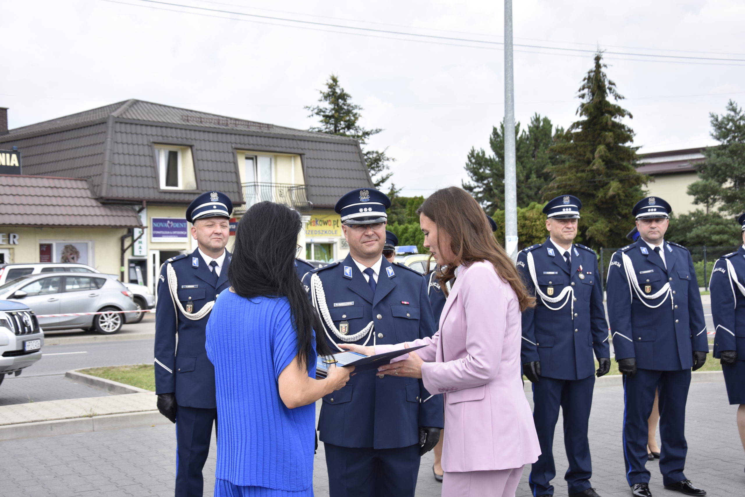 Wójt Gminy gratuluje policjantowi