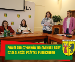 obrazek przedstawia panią wójt, radną i pracowników gminy