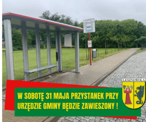 na zdjęciu widać przystanek autobusowy przy urzędzie gminy