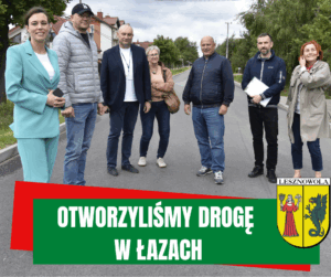 zdjęcie przedstawia osoby biorące udział w odbiorze drogi