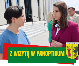 wójt Lesznowoli (z prawej) rozmawia z dyrektor Narodowego Instytutu Muzeów