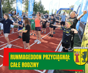 zdjęcie przedstawia rozgrzewkę przed runmageddonem