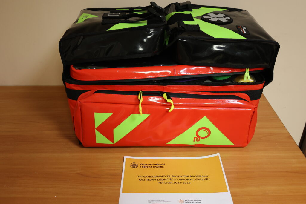 na zdjęciu plecak ratowniczy R1