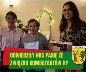 zdjęcie przedstawia panią wójt z przedstawicielkami związku kombatantów