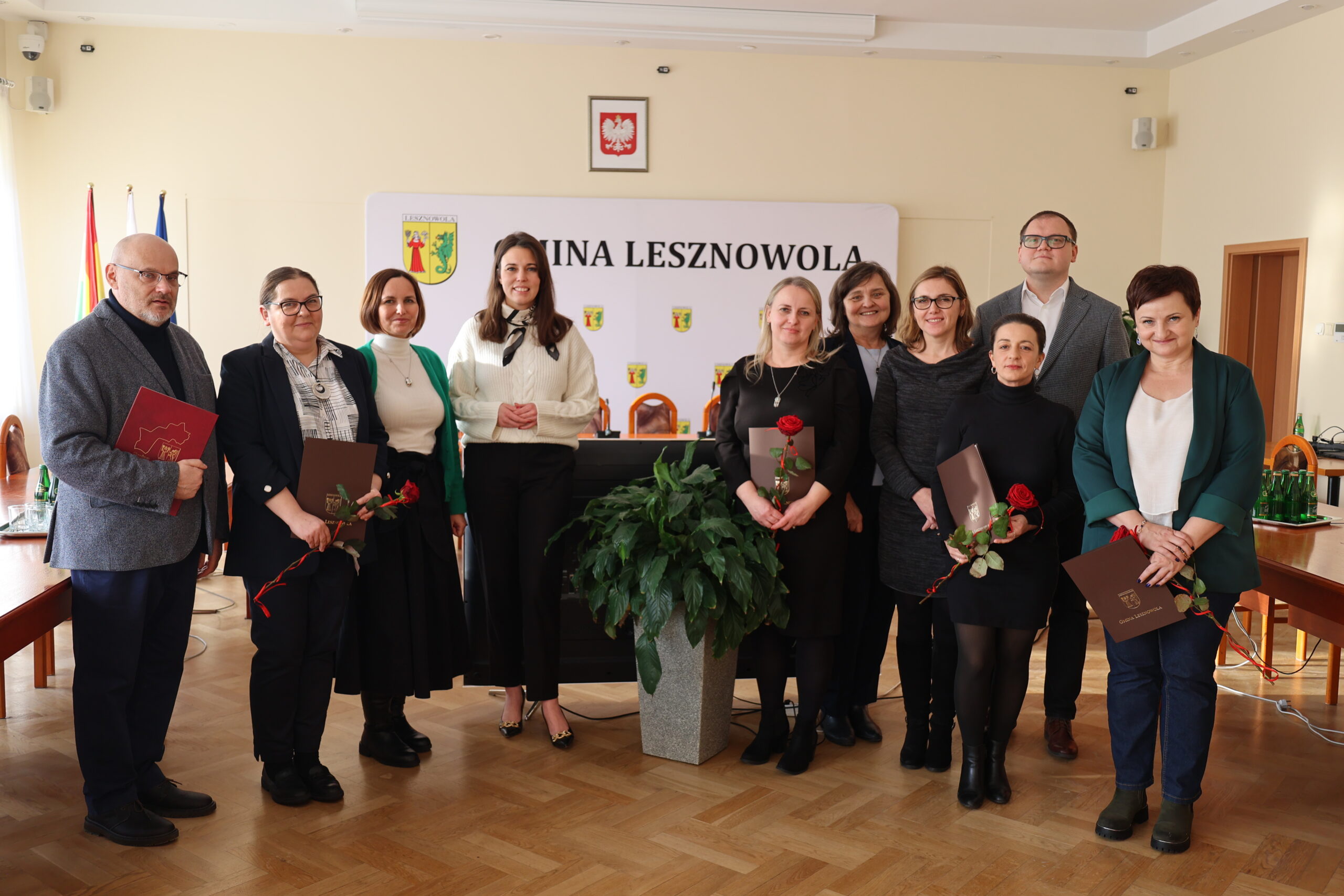 Wójt Gminy Lesznowola , Dyrektor Zespołu Obsługi Placówek Oświatowych, a także dyrektorzy oraz nauczyciele gminnych placówek oświatowych