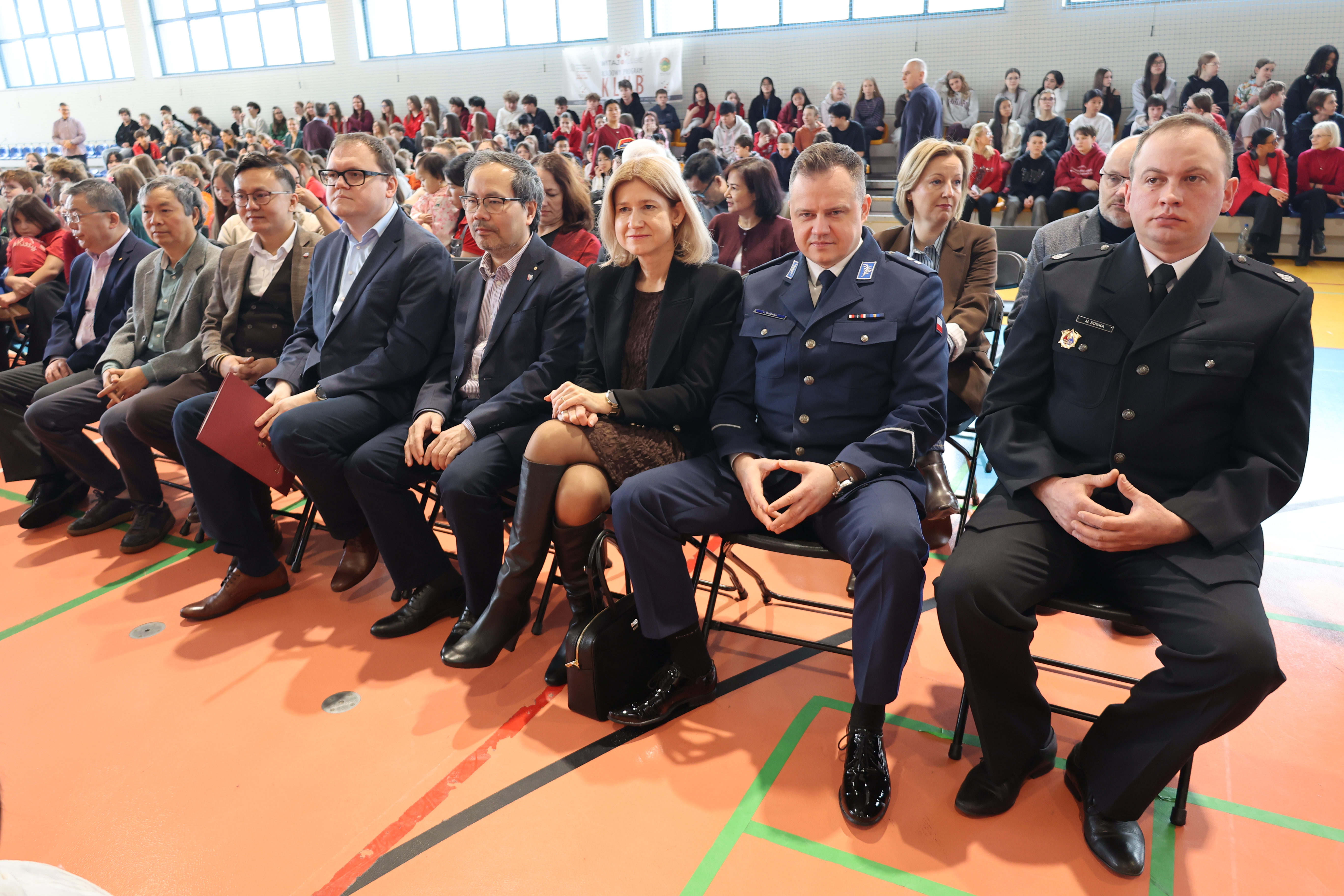 Obchody z okazji rozpoczęcia Nowego Roku Księżycowego Ognistego Konia zorganizowane w SP w Mrokowie ukazywały bogate dziedzictwo kulturowe mieszkańców pochodzenia azjatyckiego