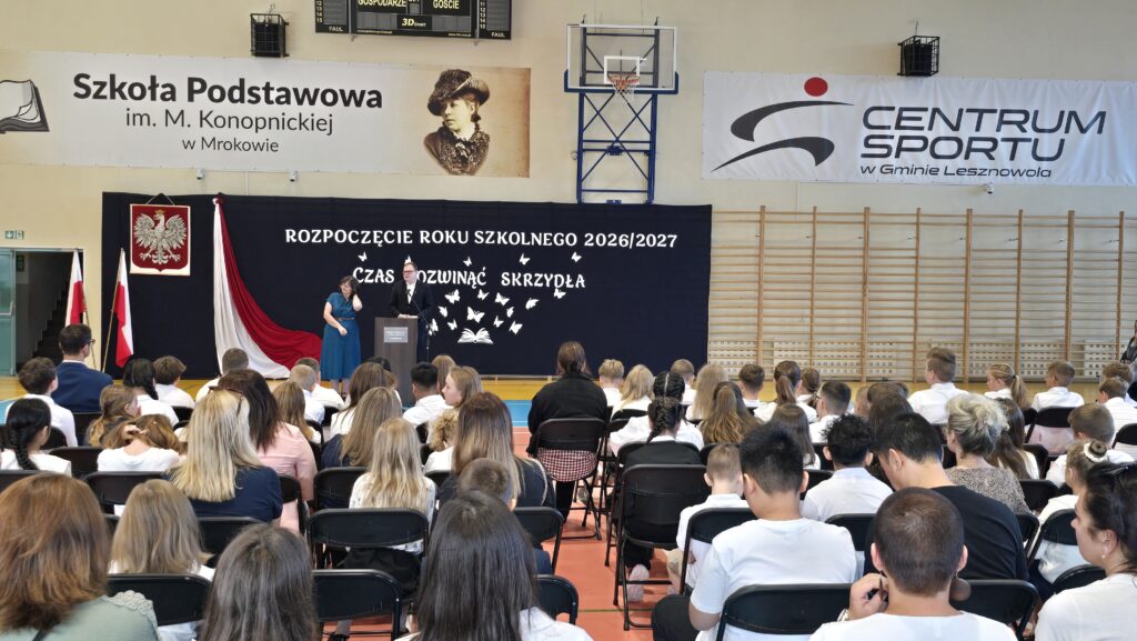 rozpoczęcie roku szkolnego w SP w Mrokowie